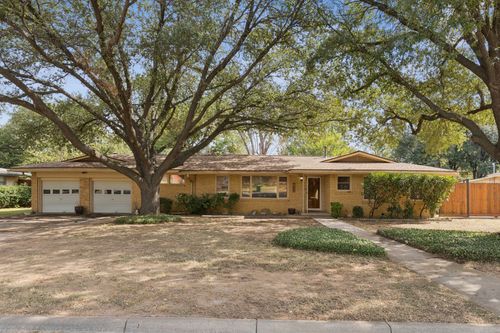 4712 Blaney Ave, North Richland Hills, TX, 76180-8230 | Card Image