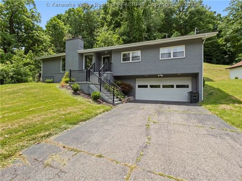 1511 Hunter Dr, Charleston, WV, 25311-1029 | Card Image