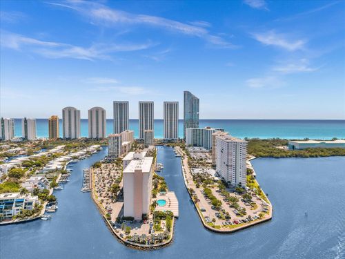apt-811-300 Bayview Dr, Sunny Isles Beach, FL, 33160-4745 | Card Image