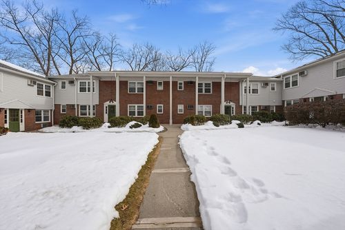apt-61-80 Brush Hill Ave, West Springfield, MA, 01089-1215 | Card Image