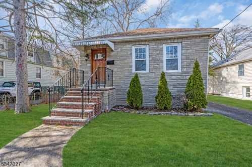 1218 Kline Pl, Rahway, NJ, 07065-1947 | Card Image