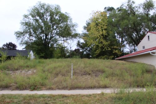 330 19th Ave Sw, Rochester, MN, 55902-0862 | Card Image