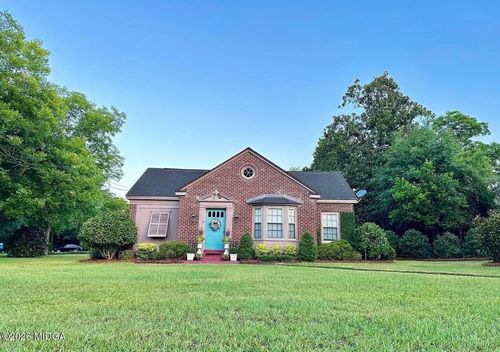 94 3rd Ave, Mc Rae, GA, 31055-5248 | Card Image