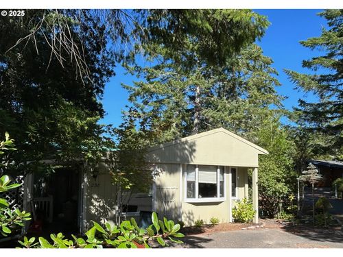 238 Horseshoe Bnd, Florence, OR, 97439-8772 | Card Image