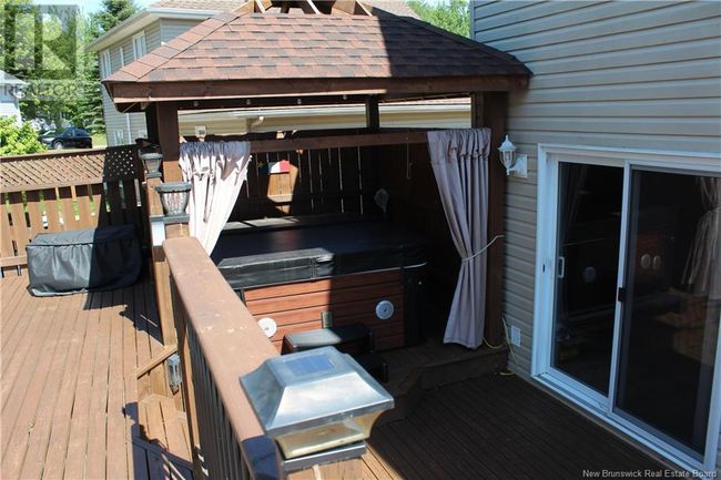 44 Rue Du Ruisseau, House other with 4 bedrooms, 2 bathrooms and null parking in Dieppe NB | Image 41