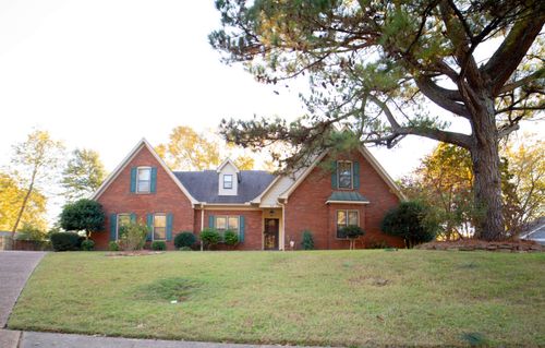 917 Valleyview Ln, Collierville, TN, 38017-1593 | Card Image