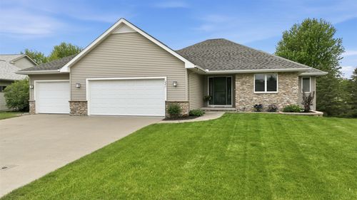 221 Kusilek Street, River Falls, WI, 54022 | Card Image
