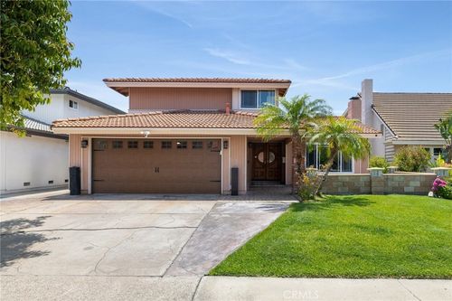 5052 Andrew Dr, La Palma, CA, 90623-1404 | Card Image