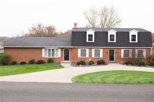 205 Crago Ave, Waynesburg, PA, 15370-8207 | Card Image