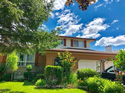 6807 Corwin Cres, Niagara Falls, ON, L2G2M8 | Card Image