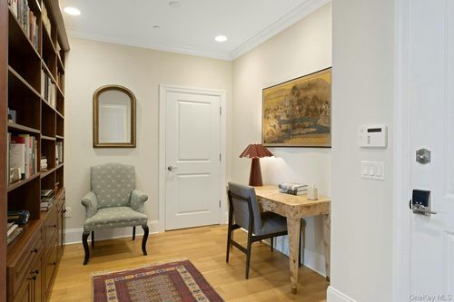 unit-305-18 Rivers Edge Dr, Tarrytown, NY, 10591-7518 | Card Image