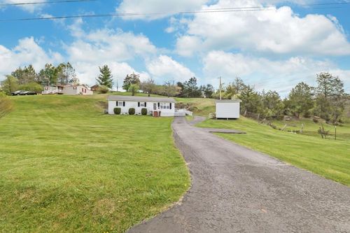 73 Gypsy Ave, Lebanon, VA, 24266-3441 | Card Image