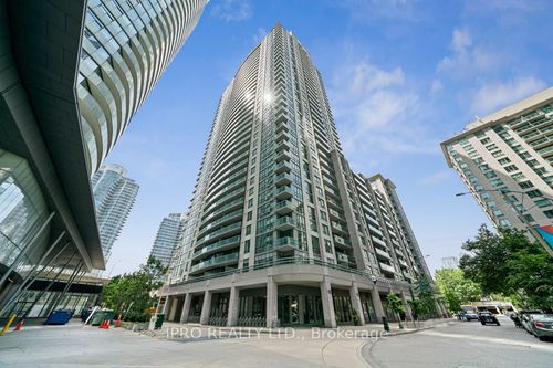 506-19 Grand Trunk Cres, Toronto, ON, M5J3A3 | Card Image