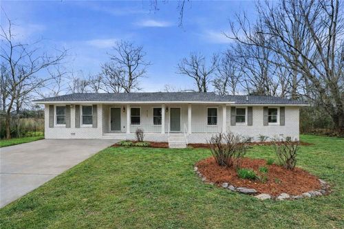 6122 Hillpine Dr, Douglasville, GA, 30135-3710 | Card Image