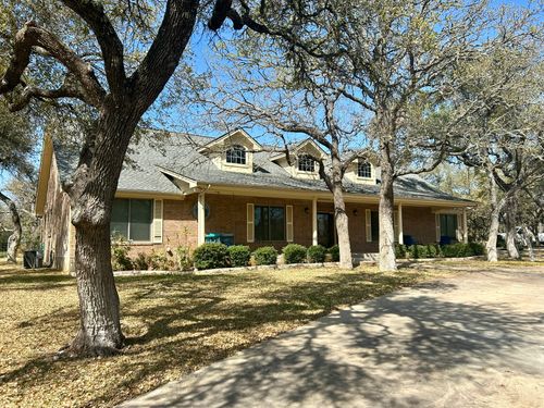 121 Post Oak Ln, Driftwood, TX, 78619-4215 | Card Image