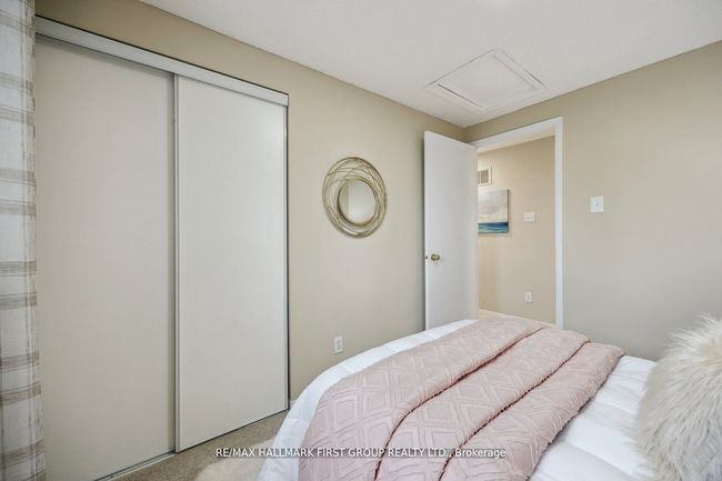 132 Timber Mill Ave, House attached with 3 bedrooms, 2 bathrooms and 1 parking in Whitby ON | Image 19