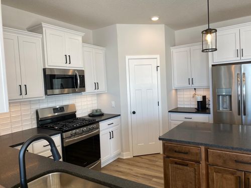 16695 S Manor Road, Eden Prairie, MN, 55343 | Card Image