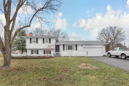 222 Deer Trail Rd, Reynoldsburg, OH, 43068-9713 | Card Image