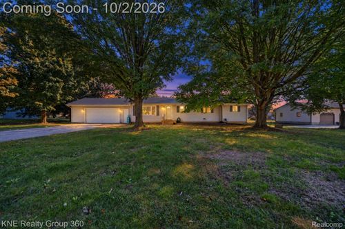 31 S Aurelius Rd, Mason, MI, 48854-9504 | Card Image