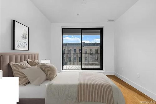 2b-499 Evergreen Avenue, New York, NY, 11221 | Card Image