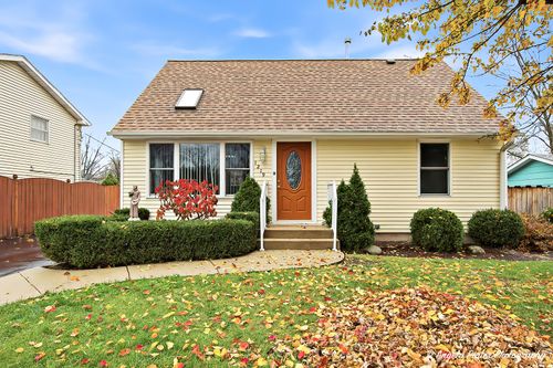 1219 Brentwood Dr, Round Lake Beach, IL, 60073-2403 | Card Image