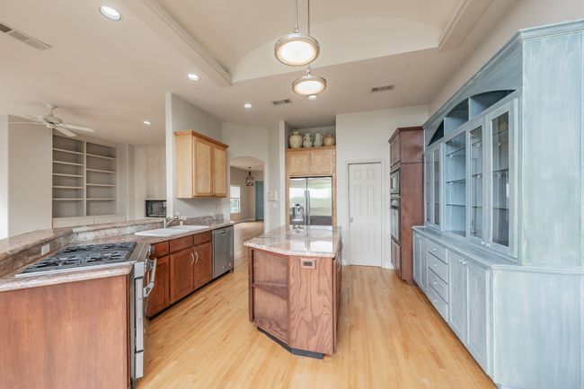 11 Intrepid Cir, House other with 3 bedrooms, 3 bathrooms and null parking in Rockwall TX | Image 8