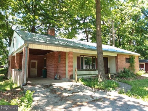 135 Oak Forest Dr, Saint Thomas, PA, 17252-9605 | Card Image