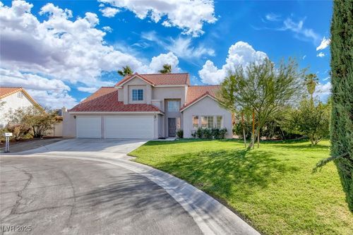 6705 Shallow Creek Ct, Las Vegas, NV, 89108-5028 | Card Image