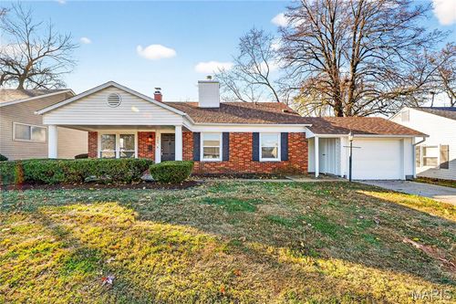 305 Wellesley Dr, O Fallon, IL, 62269-2653 | Card Image