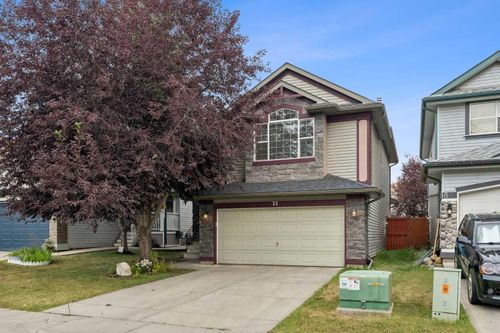 22 Somerside Cres Sw, Calgary, AB, T2Y4G8 | Card Image
