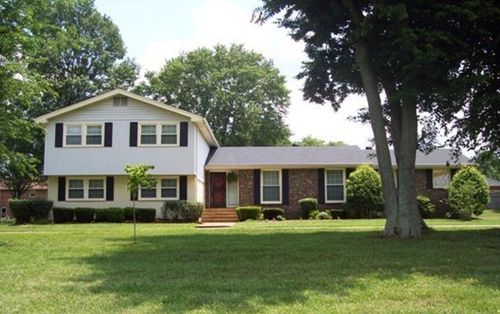 5016 Twin Lakes Dr, Old Hickory, TN, 37138-1238 | Card Image
