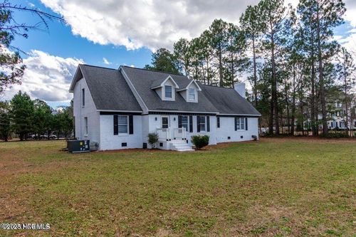 580 Baywood Dr, Winterville, NC, 28590-8423 | Card Image