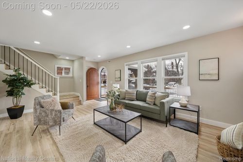 3336 W Buena Vista St, Detroit, MI, 48238-3374 | Card Image