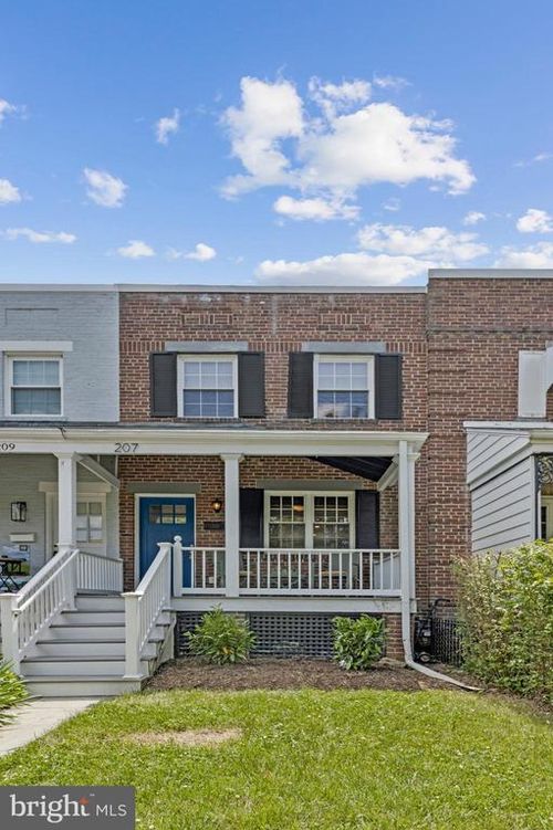 207 Evans Ln, ALEXANDRIA, VA, 22305-3002 | Card Image