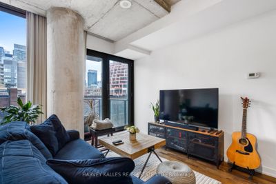 309 - 560 King St W, Condo with 1 bedrooms, 1 bathrooms and null parking in Toronto ON | Image 2