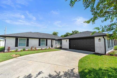 4 Saint Johns Pl, Ormond Beach, FL, 32176-2839 | Card Image