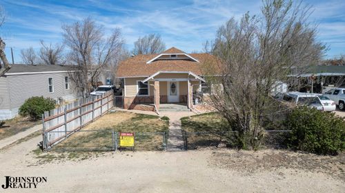 866 Iron St, Evansville, WY, 82636-8592 | Card Image