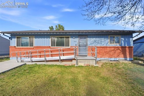 1337 Maxwell St, Colorado Springs, CO, 80906-5618 | Card Image