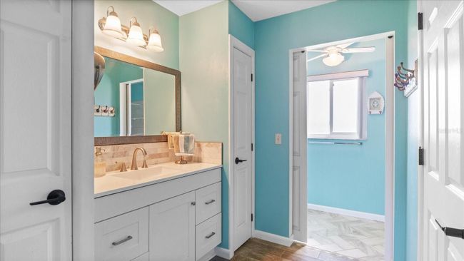 Remodeled Main Bath | Image 22