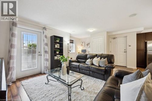 11b-1460 Highland Rd W, Kitchener, ON, N2N0B7 | Card Image