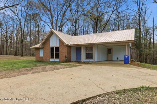 3056 Highway 80, Brandon, MS, 39042-9088 | Card Image