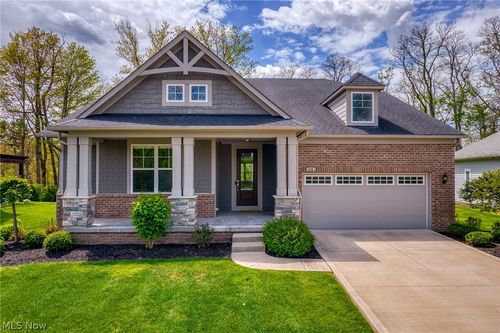 116 Orange Lake Dr, Chagrin Falls, OH, 44022-1567 | Card Image