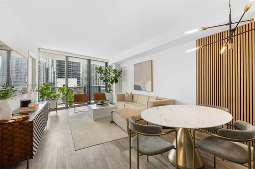 2102-801 S Miami Ave, Miami, FL, 33130-4529 | Card Image