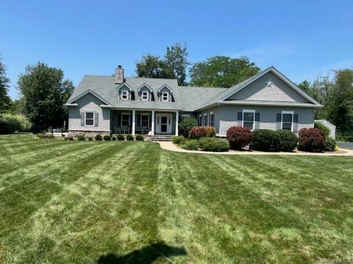 3 Marge Hortons Way, Campbell Hall, NY, 10916-3035 | Card Image