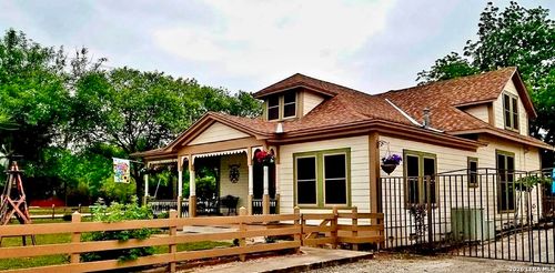 101 N 11th St, Junction, TX, 76849-4636 | Card Image