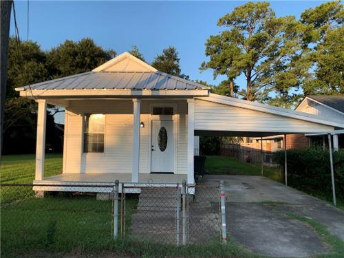 2409 N Albert St, Lutcher, LA, 70071-5332 | Card Image