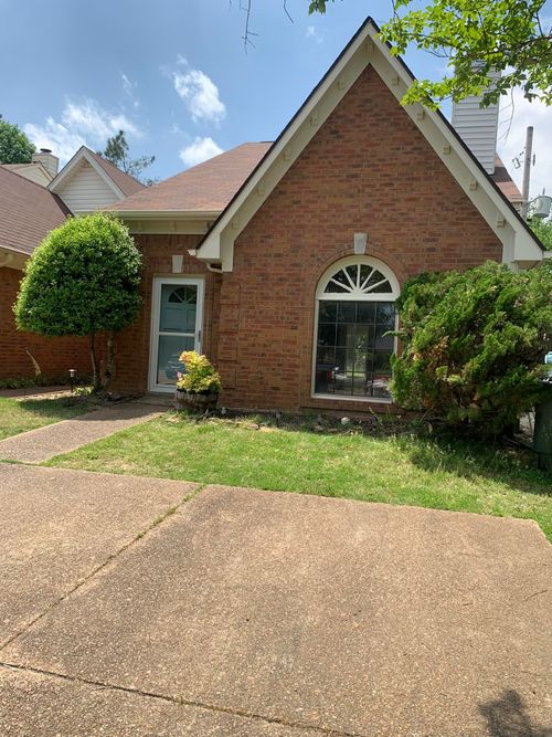 1685 Oaken Bucket Dr, Cordova, TN, 38016-8580 | Card Image