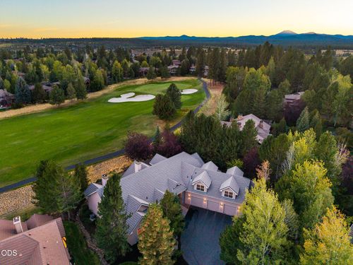 19309 Soda Springs Dr, Bend, OR, 97702-1091 | Card Image