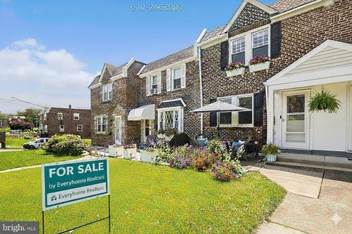 242 Bridge St, DREXEL HILL, PA, 19026-2809 | Card Image