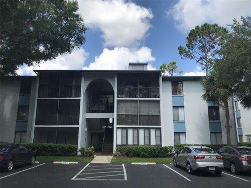 81-8209 Sun Spring Cir, Orlando, FL, 32825-4712 | Card Image